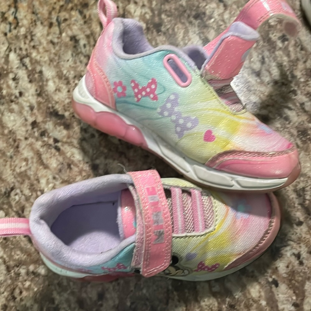 Light up Minnie sneakers